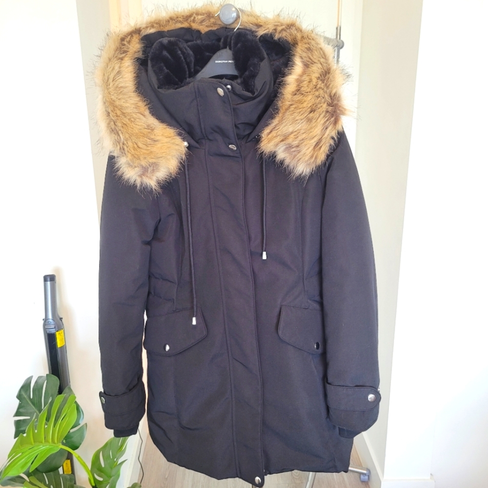 *NEW* Zara Winter Parka Coat, Black, Small, Very warm